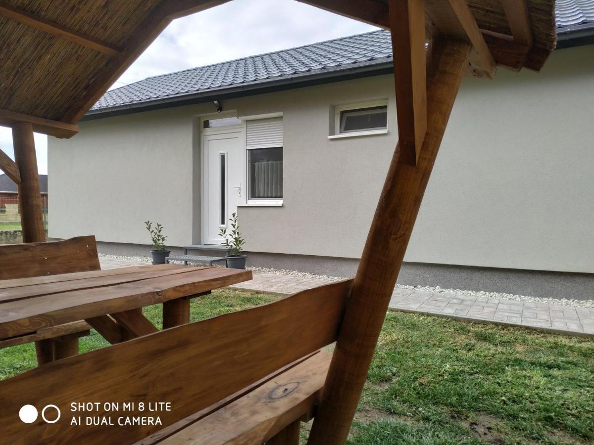 Sueni Apartman Ordacsehi Екстер'єр фото