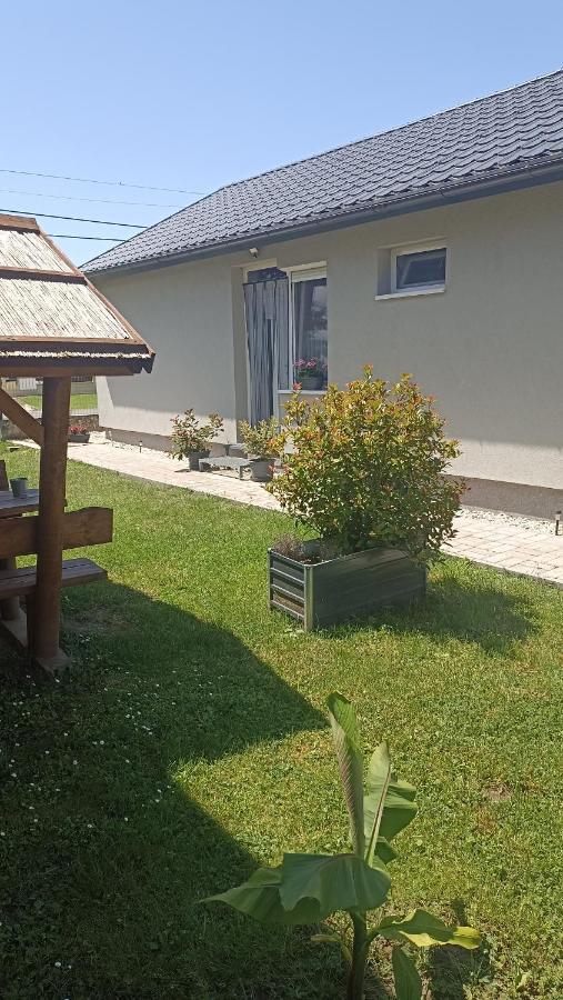 Sueni Apartman Ordacsehi Екстер'єр фото