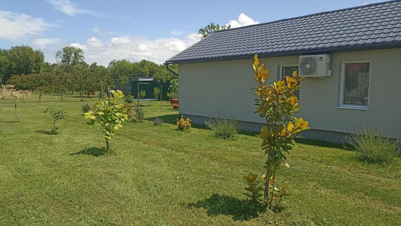 Sueni Apartman Ordacsehi Екстер'єр фото